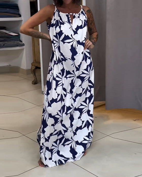 Sukienka z wiązaniami i nadrukiem