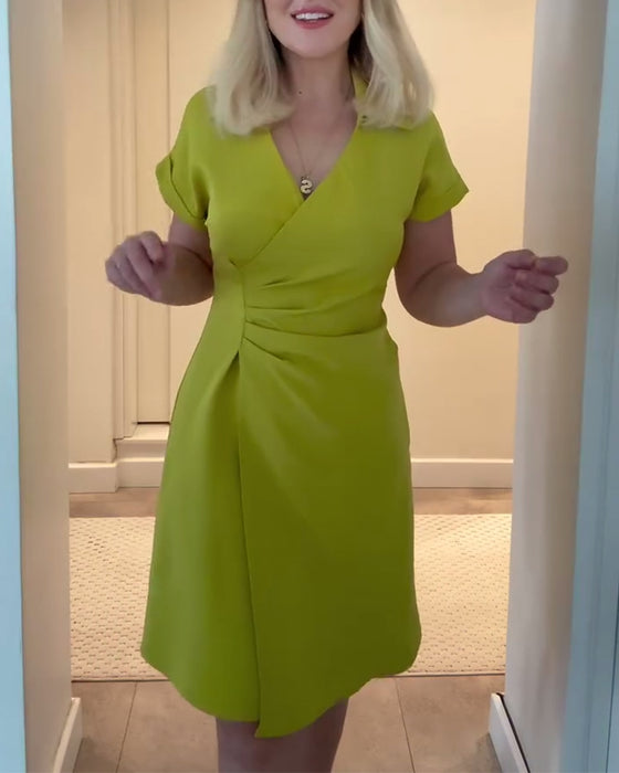 Sukienka Klapa Jednokolorowa Plisowana Talia