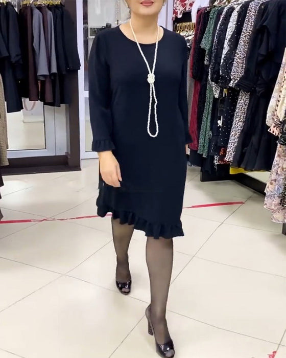 Patchworkowa marszczona sukienka w jednolitym kolorze