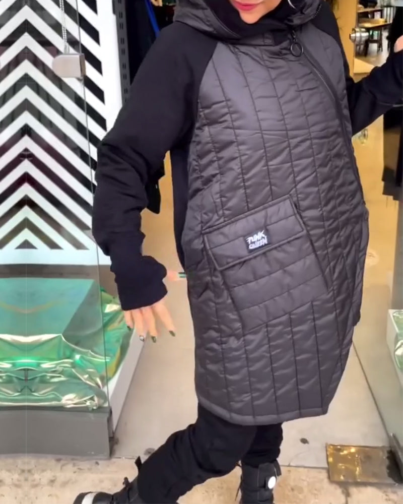 Płaszcz z kieszeniami i kapturem