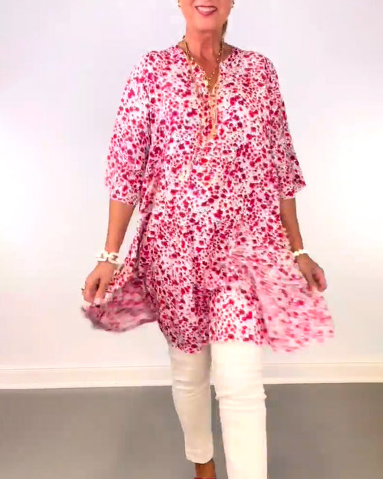 Sukienka o luźnym kroju w kwiaty