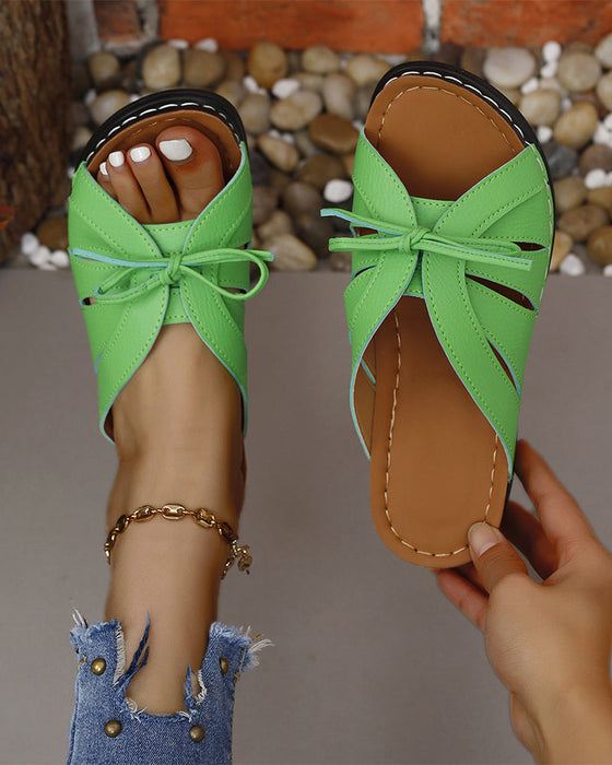 Sandały na koturnie