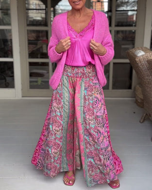 Spodnie z kolorowymi luźnymi szerokimi nogawkami