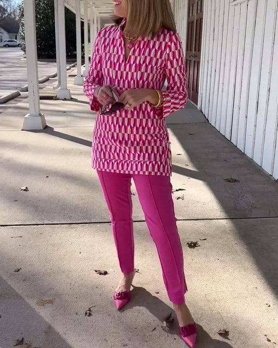 Bluzka ze stójką i rękawami z nadrukiem