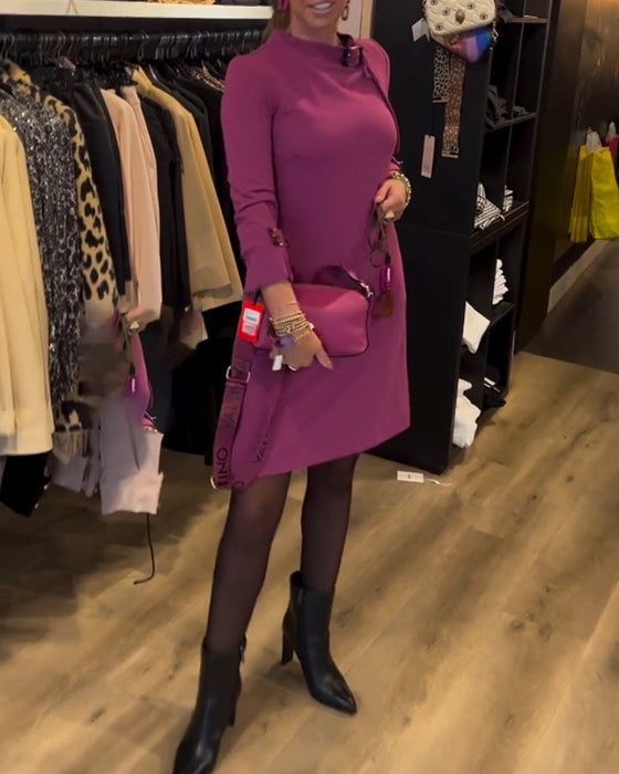 Elegancka sukienka z okrągłym dekoltem