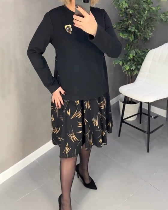 Sukienka z wstawkami i nadrukiem