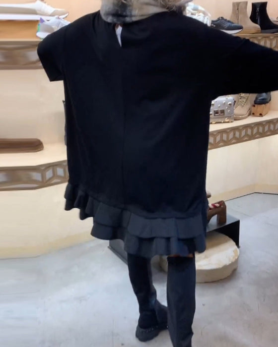 Sukienka o eleganckiej sylwetce i długim rękawie