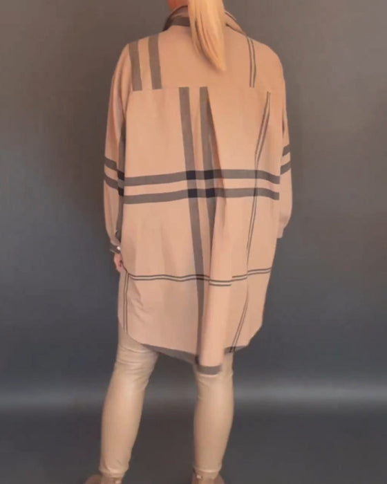 Koszula w kratę z klapami