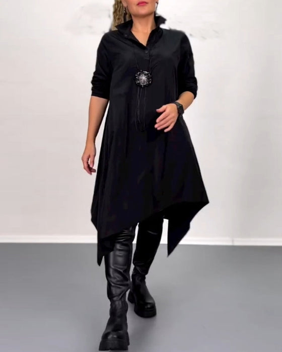 Sukienka o nieregularnym kroju w jednolitym kolorze