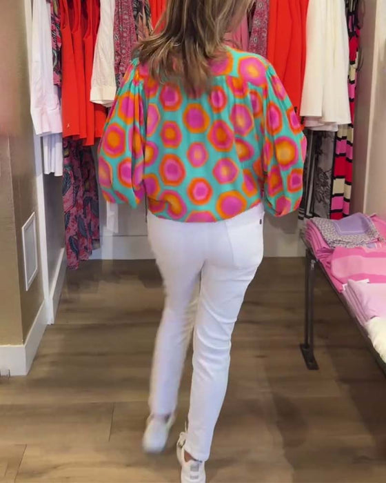 Koszula z kolorowym geometrycznym nadrukiem i stójką