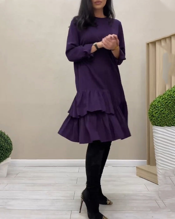 Sukienka z falbankami do kolan