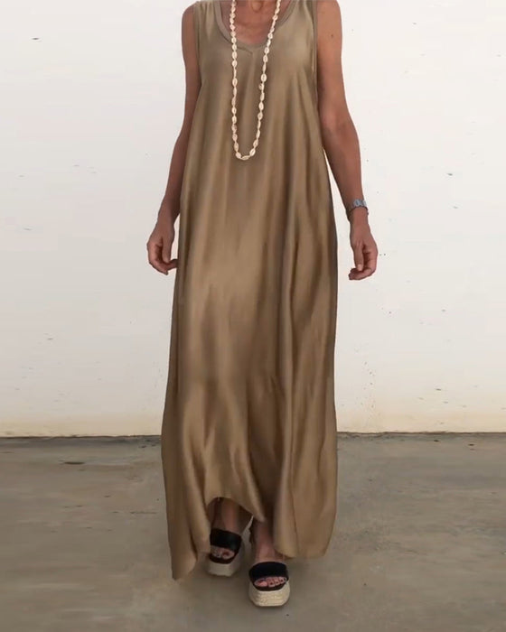 Długa sukienka bez rękawów z okrągłym dekoltem