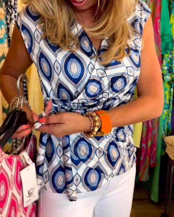 Elegancka sznurowana bluzka bez rękawów z nadrukiem