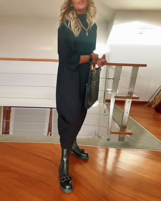 Jednolita luźna swobodna sukienka z wysokim kołnierzem