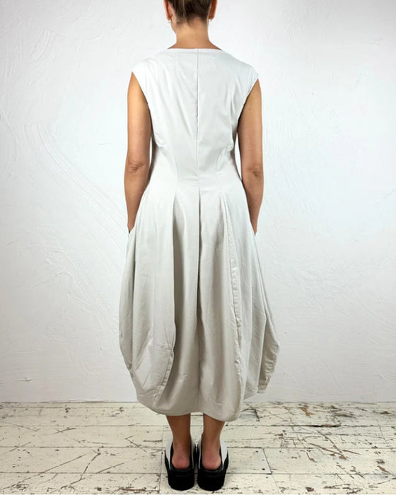 Sukienka na co dzień bez rękawów w jednolitym kolorze