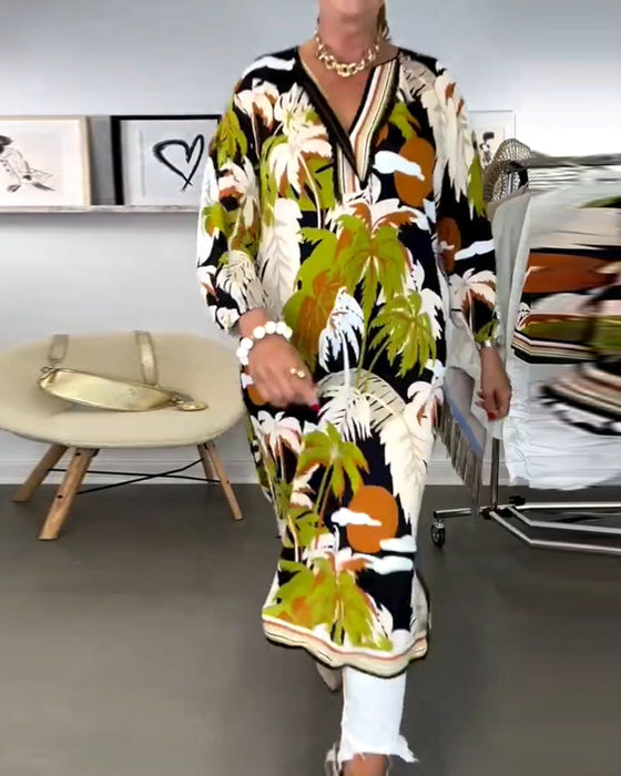 Sukienka z dekoltem w serek