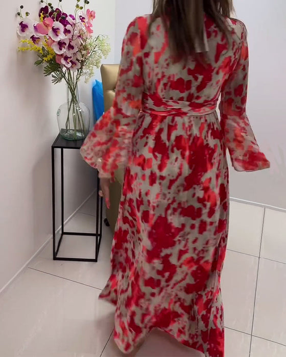 Modna dzianinowa sukienka z głębokim dekoltem w kształcie litery V i nadrukiem