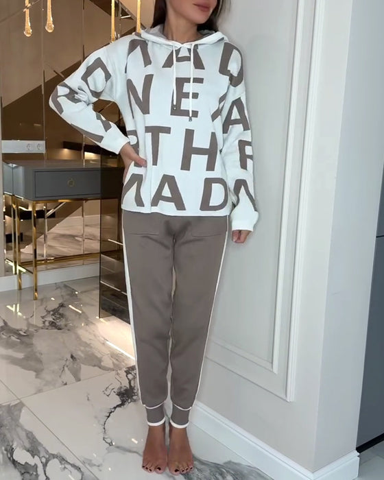 Zestaw Dwuczęściowy Z Kapturem I Printem Z Napisem