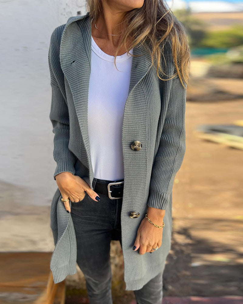 Kardigan z kapturem i kieszenią na guziki