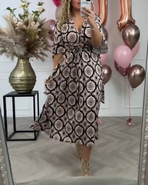 Damska sukienka na co dzień z nadrukiem w etnicznym stylu