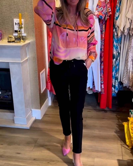 Bluzka z kontrastowym nadrukiem