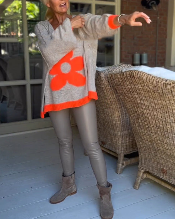 Sweter z dekoltem w kształcie litery V w kwiatowy wzór