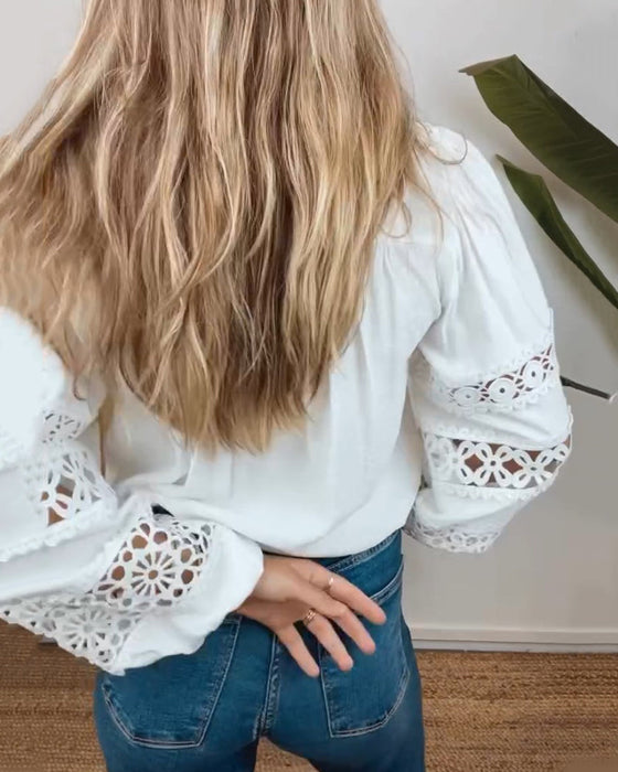 Elegancka koronkowa koszula w jednolitym kolorze