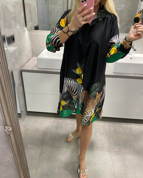 Luźna sukienka z nadrukiem tygrysa