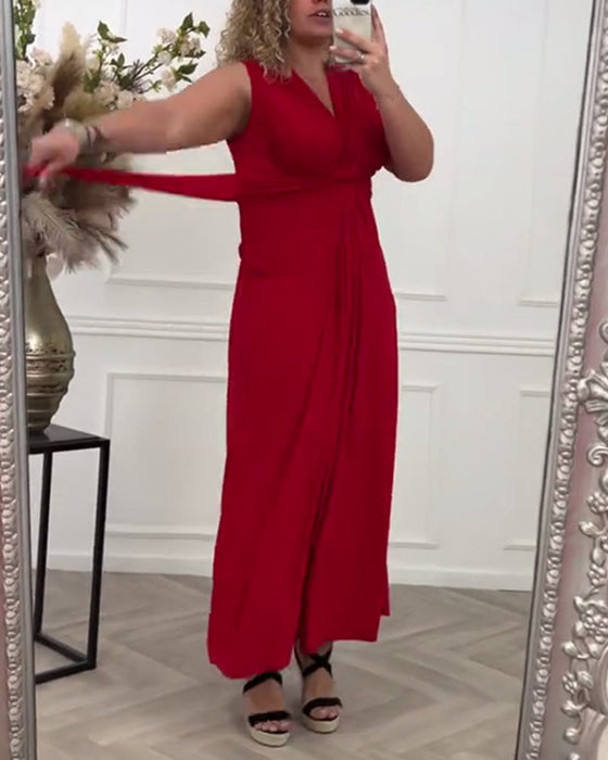 Elegancka sukienka bez rękawów w jednolitym kolorze