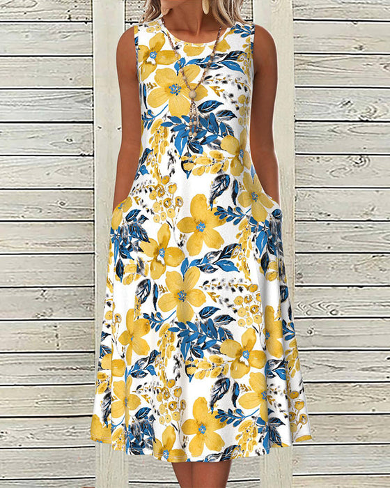 Sukienka bez rękawów z kwiatowym nadrukiem i kieszenią