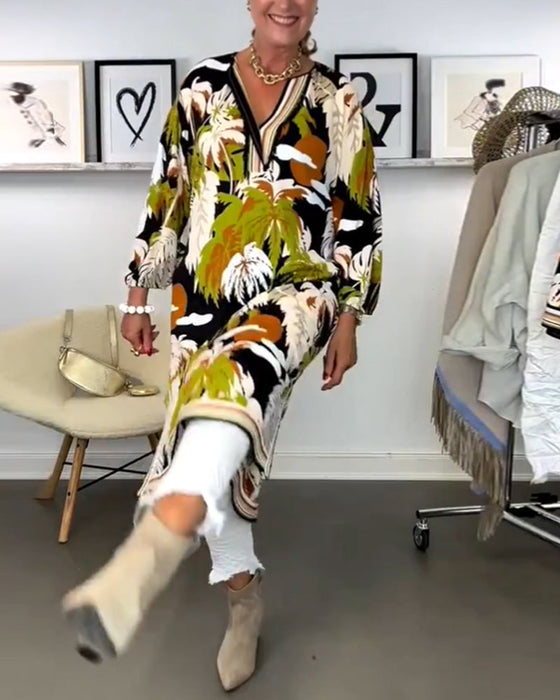 Sukienka z dekoltem w serek