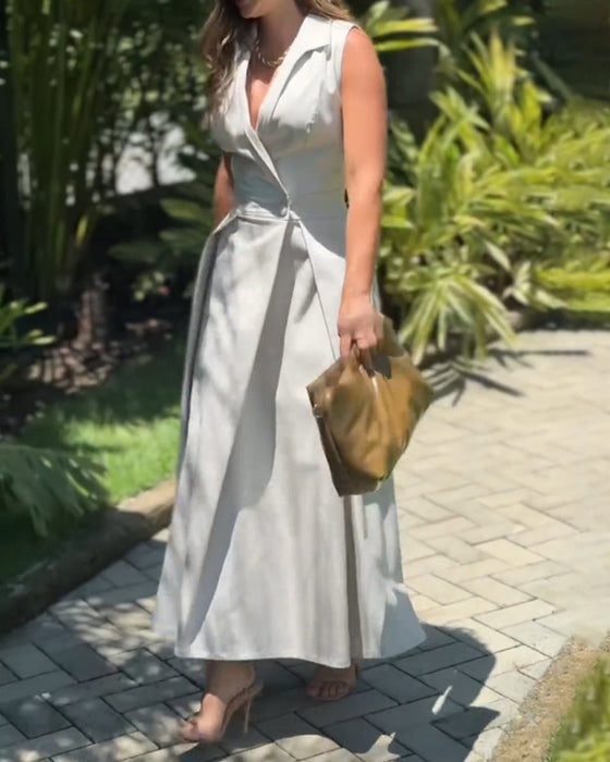 Elegancka sukienka w jednolitym kolorze bez rękawów