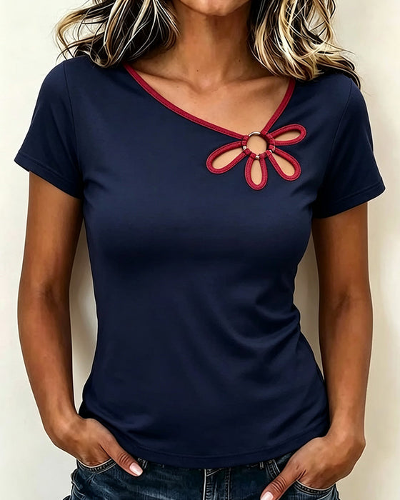 T-Shirt Kwiatowy Wycięcie Krótki Rękaw