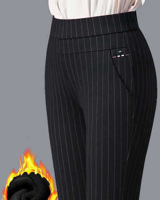 Spodnie z kieszeniami i wysokim stanem