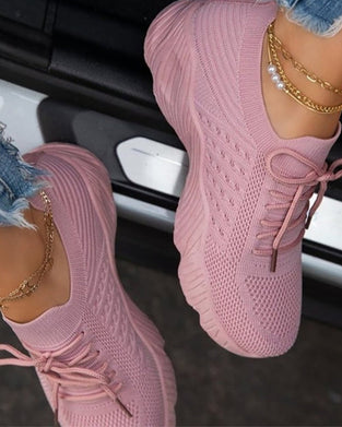 Buty sportowe w wielu kolorach