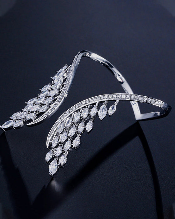 Pierścionek i bransoletka ze skrzydłami anioła