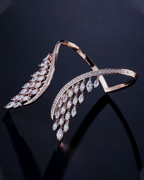 Pierścionek i bransoletka ze skrzydłami anioła